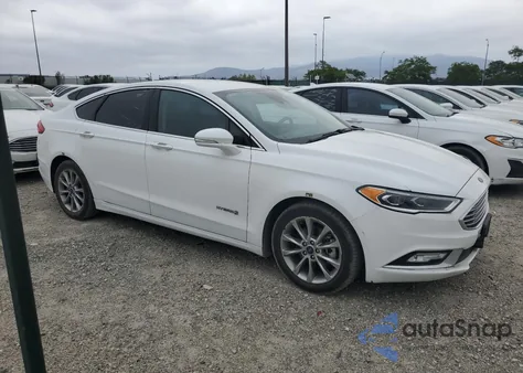 2017 Ford Fusion Se Hybrid z USA, uszkodzony, nr VIN 3FA6P0LU0HR409704